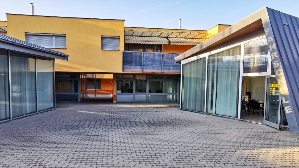 Fahrstunde der Fahrschule Transdanubia